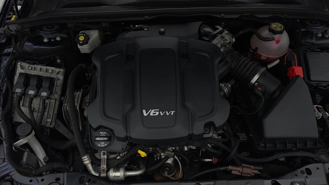 2018 Holden Calais V, Automatic, 60236 km, Open Bonnet (Engine)