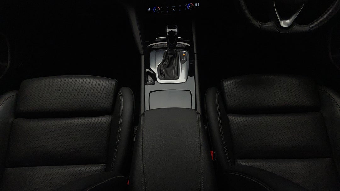 2018 Holden Calais V, Automatic, 60236 km, Center Console