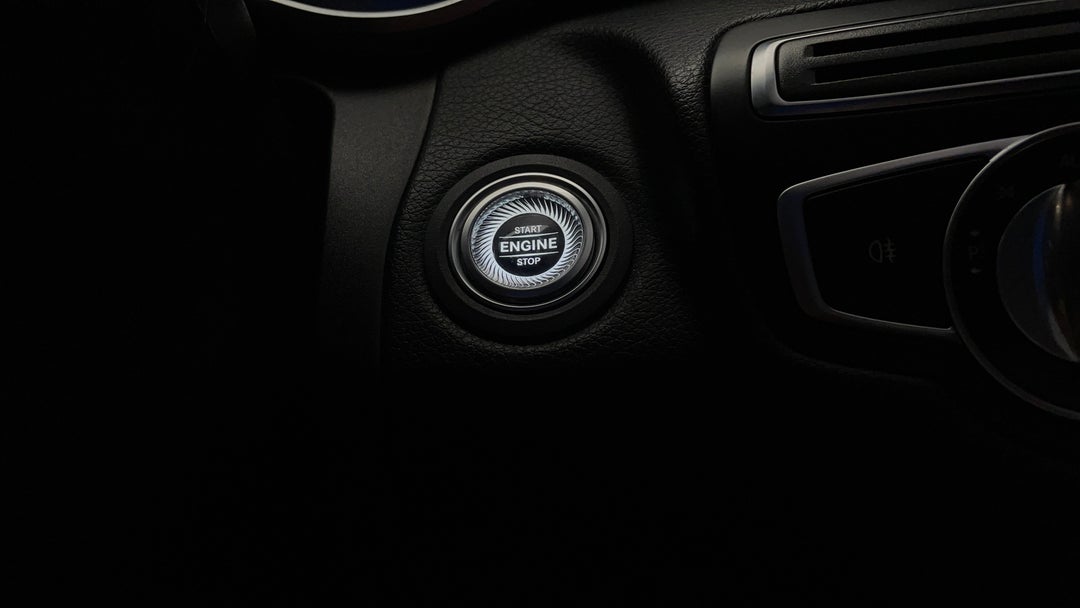 2018 Mercedes-benz C200 Eq (hybrid), Automatic, 131049 km, Keyless / Button Start