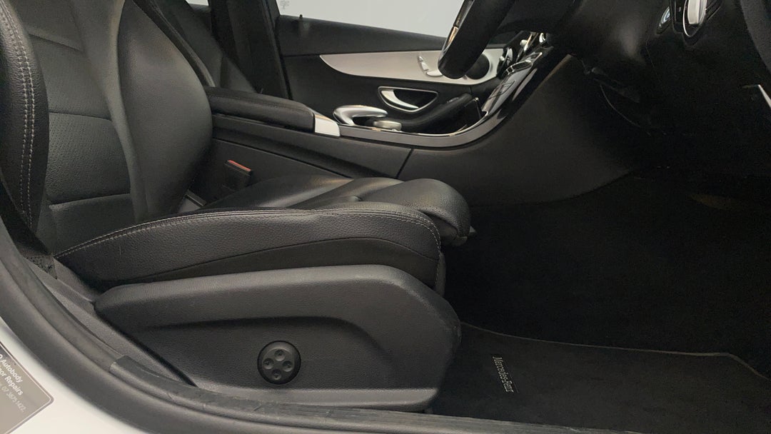 2018 Mercedes-benz C200 Eq (hybrid), Automatic, 131049 km, Drivers Side Adjustment Panel