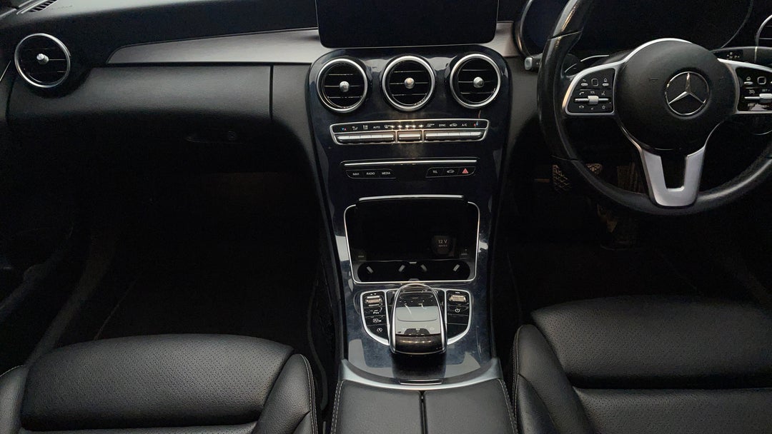 2018 Mercedes-benz C200 Eq (hybrid), Automatic, 131049 km, Center Console