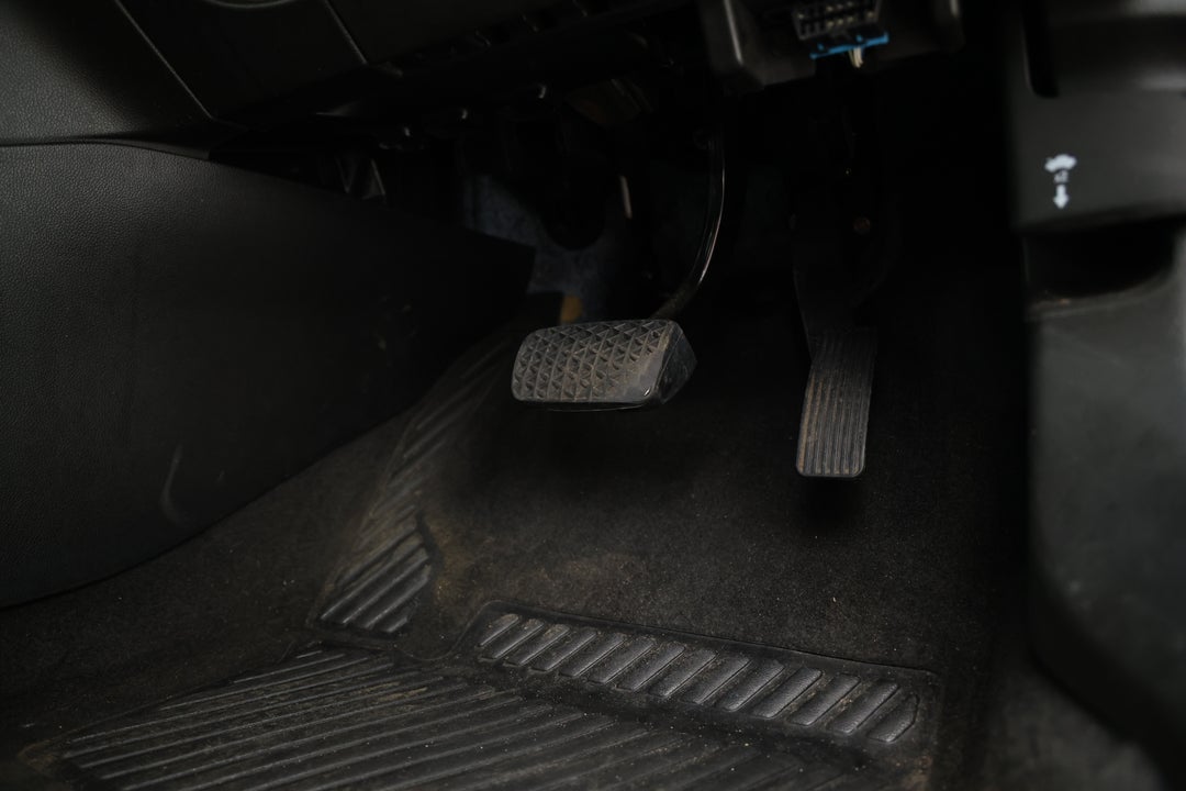 2018 Holden Astra Ls, Automatic, 148944 km, Pedals and Footmat