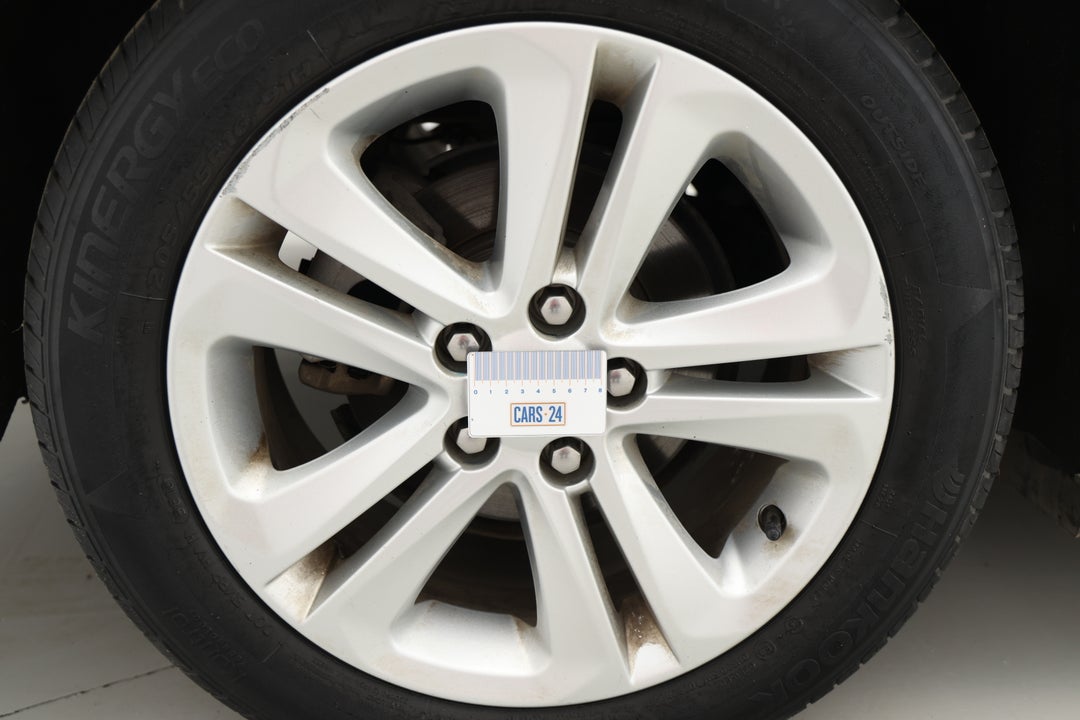 2018 Holden Astra Ls, Automatic, 148944 km, Wheels Rim Rear RHS Gutter Rash