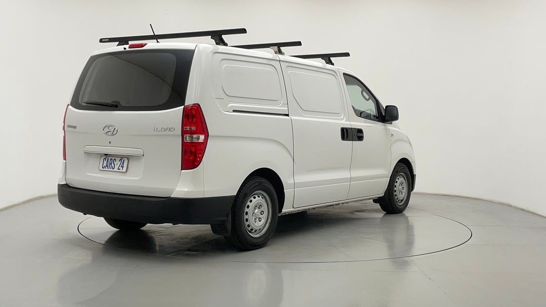 Right Back Diagonal (45- Degree) View