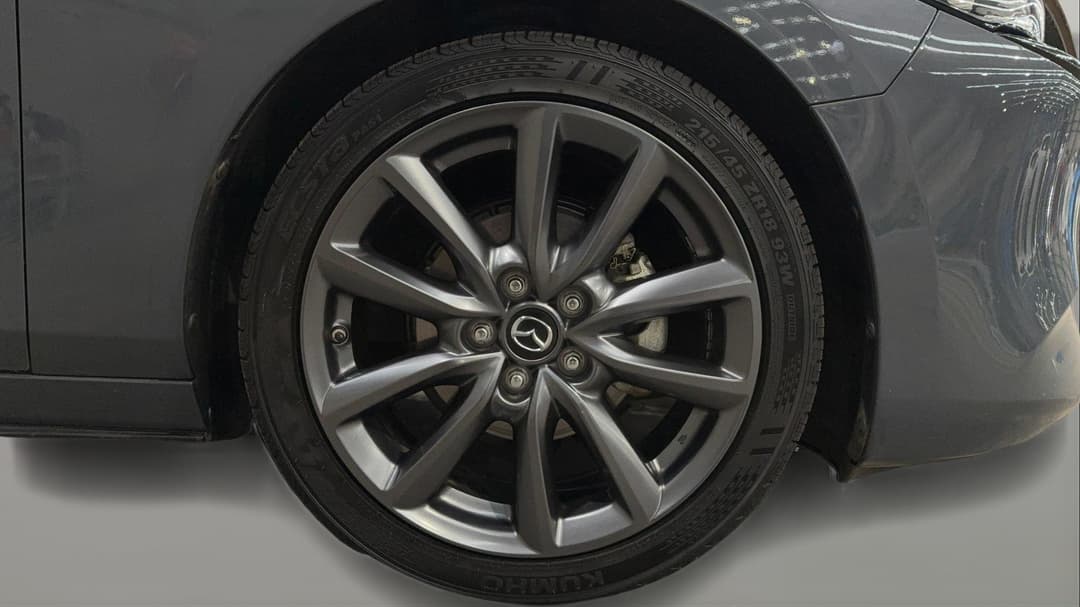 2020 Mazda 3 G20 Evolve, Automatic, 66559 km, Right Front Wheel