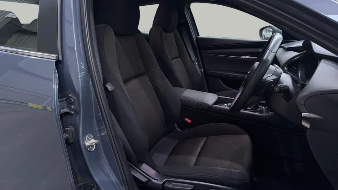 2020 Mazda 3 G20 Evolve, Automatic, 66559 km, Right Side Front Door Cabin View