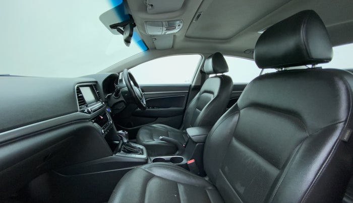 2018 Hyundai New Elantra 2.0 SX (O) AT, Petrol, Automatic, 83,195 km, Right Side Front Door Cabin