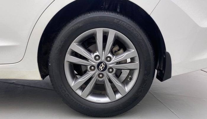 2018 Hyundai New Elantra 2.0 SX (O) AT, Petrol, Automatic, 83,195 km, Left Rear Wheel