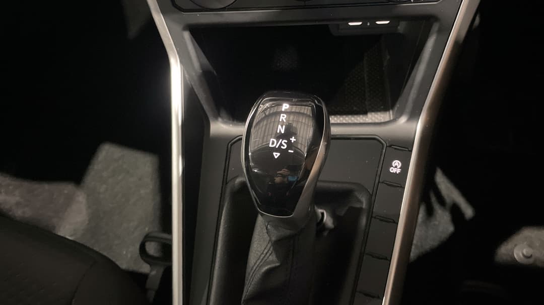 2024 Volkswagen Polo Life, Automatic, 27143 km, Gear Lever 