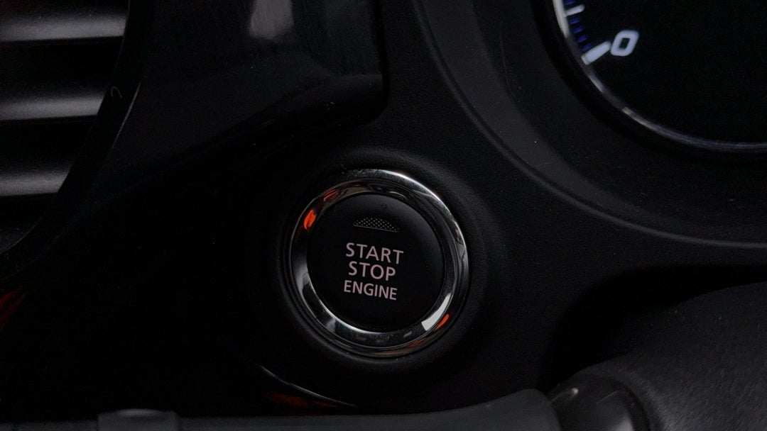 2021 Mitsubishi Outlander Black Edition 7 Seat (2WD), Automatic, 26809 km, Keyless / Button Start