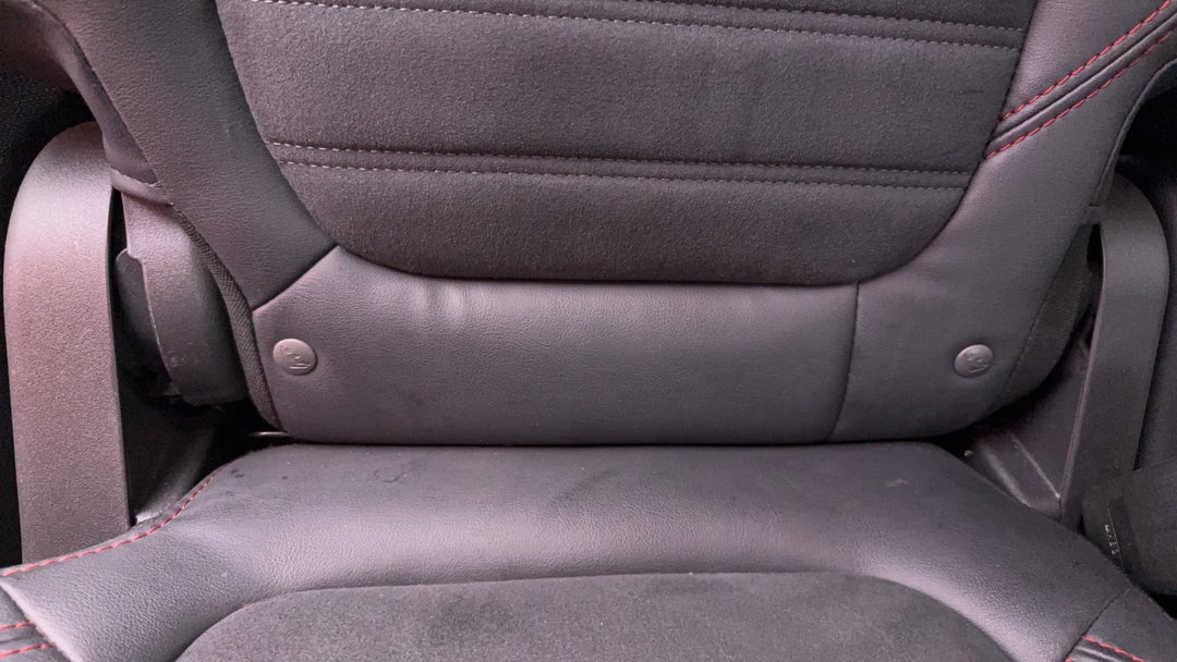 2021 Mitsubishi Outlander Black Edition 7 Seat (2WD), Automatic, 26809 km, Child Seat Anchor Points