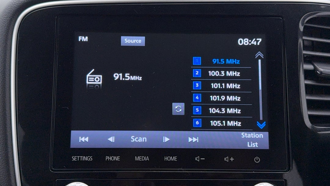 2021 Mitsubishi Outlander Black Edition 7 Seat (2WD), Automatic, 26809 km, Infotainment System