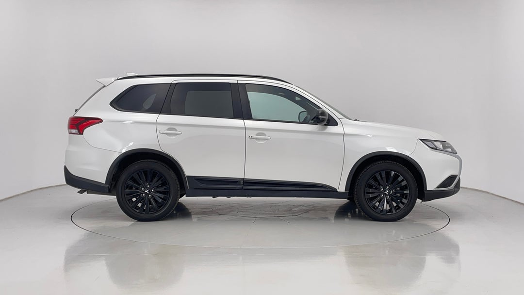 2021 Mitsubishi Outlander Black Edition 7 Seat (2WD), Automatic, 26809 km, Right Side View