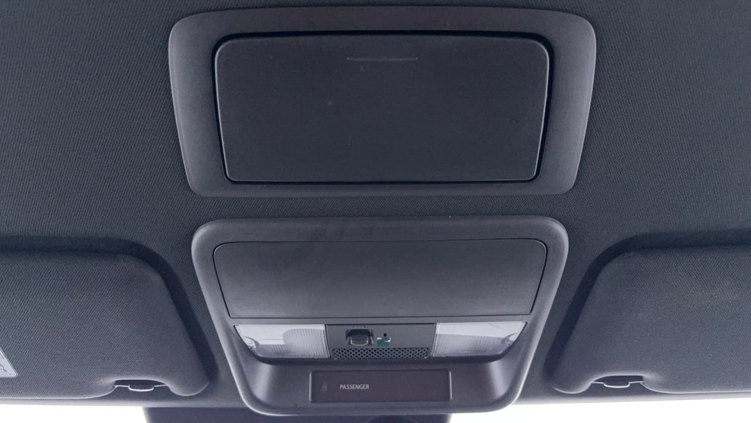 2021 Mitsubishi Outlander Black Edition 7 Seat (2WD), Automatic, 26809 km, On-Roof Controls/Sunglass holder