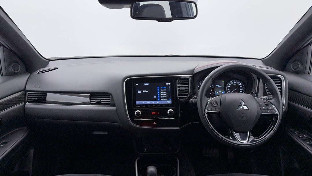 2021 Mitsubishi Outlander Black Edition 7 Seat (2WD), Automatic, 26809 km, Dashboard View