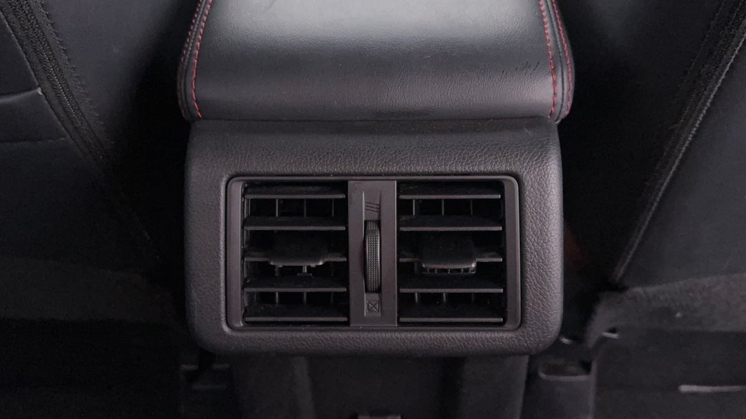 2021 Mitsubishi Outlander Black Edition 7 Seat (2WD), Automatic, 26809 km, Rear A/C Vent