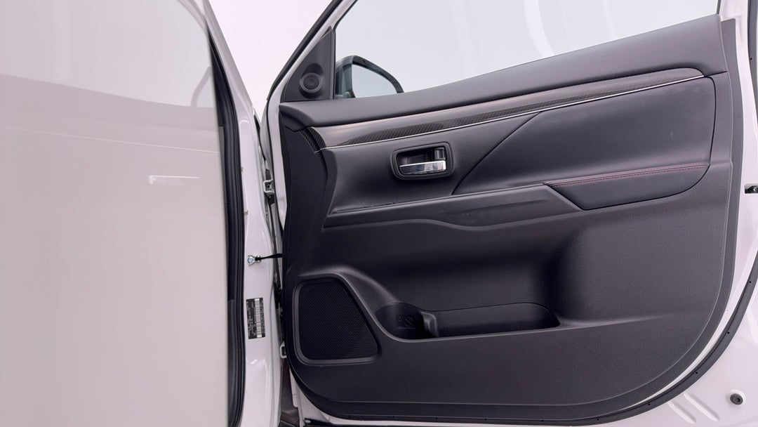 2021 Mitsubishi Outlander Black Edition 7 Seat (2WD), Automatic, 26809 km, Speaker View