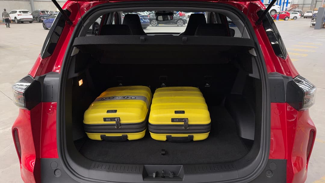 2025 Chery Tiggo 4 Ultimate Hev, Automatic, 7752 km, Boot Inside View with Luggage