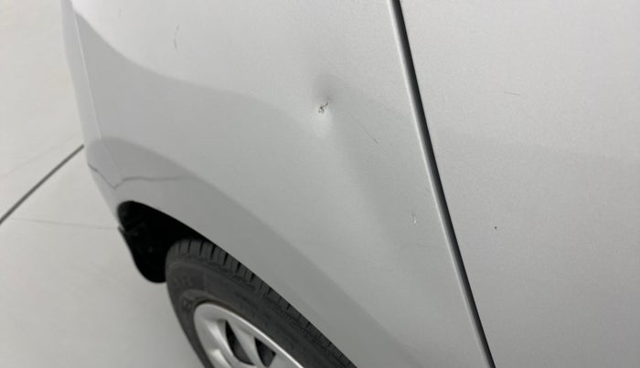 2017 Hyundai Grand i10 MAGNA 1.2 KAPPA VTVT, Petrol, Manual, 18,299 km, Right quarter panel - Slightly dented