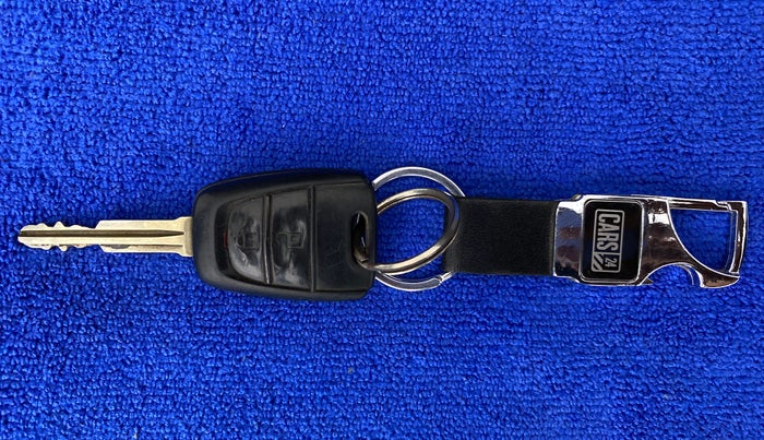 2017 Hyundai Grand i10 MAGNA 1.2 KAPPA VTVT, Petrol, Manual, 18,299 km, Key Close Up