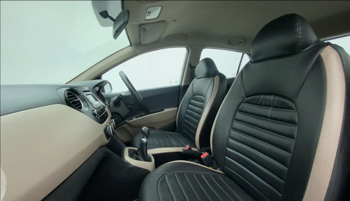 2014 Hyundai Grand i10 ASTA 1.2 KAPPA VTVT, CNG, Manual, 76,457 km, Right Side Front Door Cabin