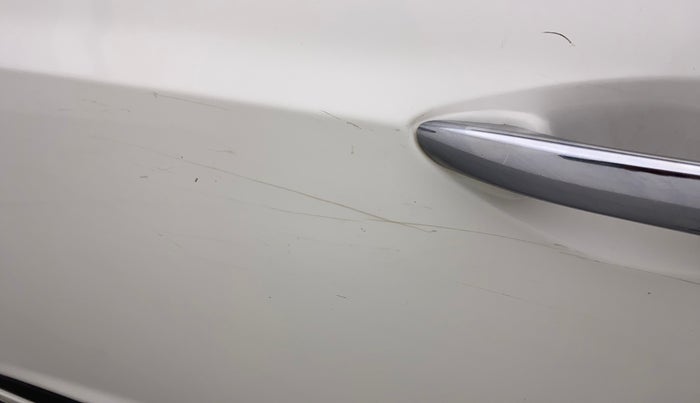 2014 Hyundai Grand i10 ASTA 1.2 KAPPA VTVT, CNG, Manual, 76,457 km, Front passenger door - Minor scratches