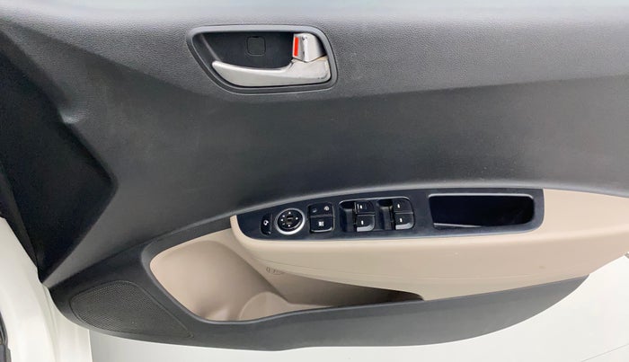 2014 Hyundai Grand i10 ASTA 1.2 KAPPA VTVT, CNG, Manual, 76,457 km, Driver Side Door Panels Control