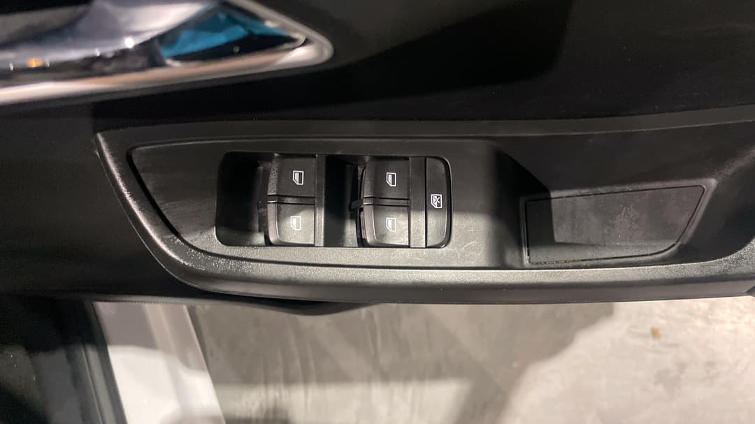 2024 MG Mg3 Auto Core, Automatic, 9824 km, Drivers Side Door Panel Controls