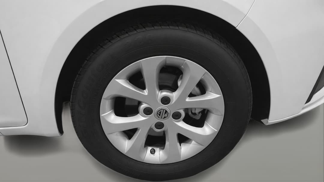 2024 MG Mg3 Auto Core, Automatic, 9824 km, Right Front Wheel