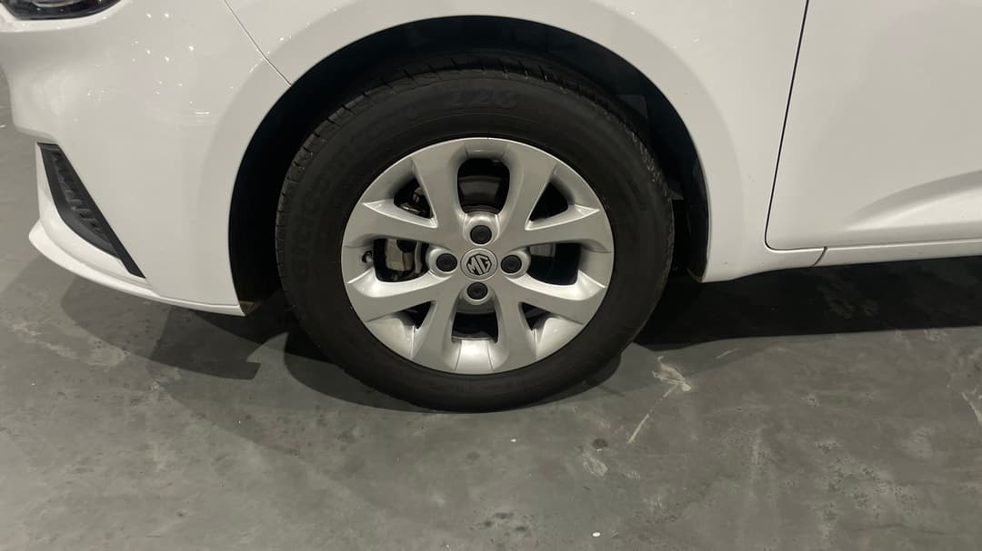 2024 MG Mg3 Auto Core, Automatic, 9824 km, Left Front Wheel