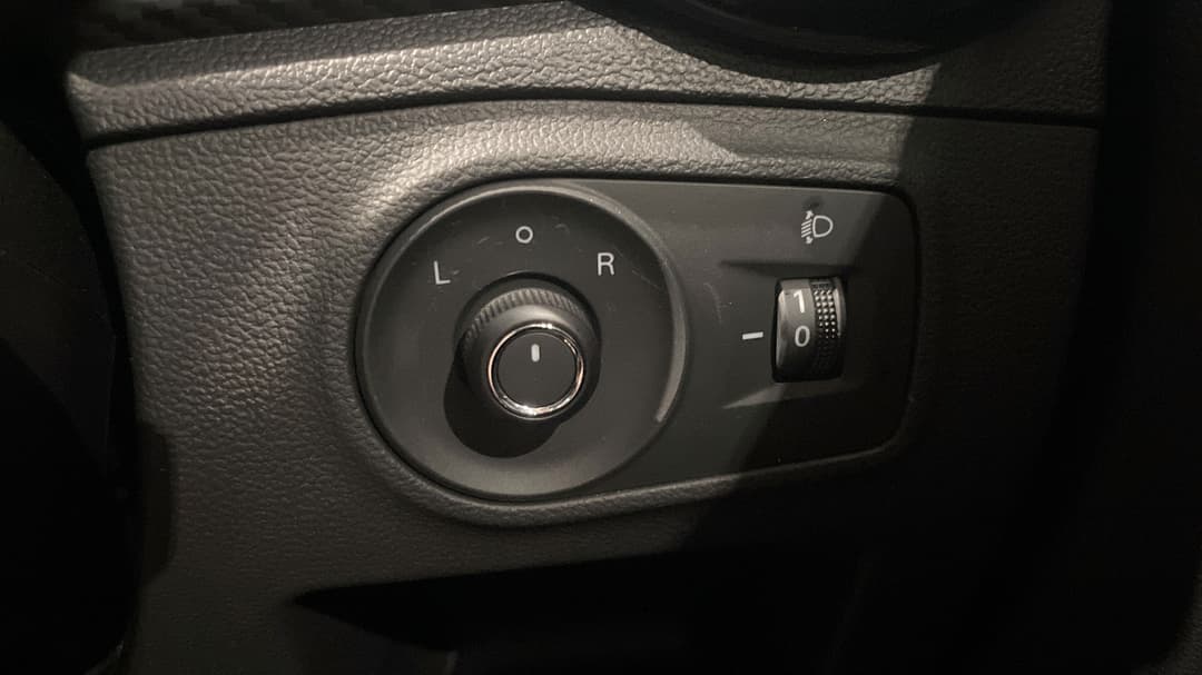 2024 MG Mg3 Auto Core, Automatic, 9824 km, Utility Switches/Buttons