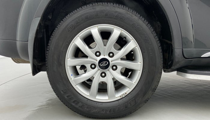 2020 Mahindra XUV500 W9 AT, Diesel, Automatic, 19,581 km, Right Rear Wheel