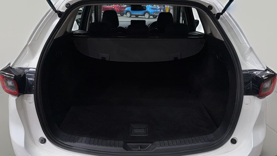 2023 Mazda CX-5 G25 Maxx Sport (AWD), Automatic, 57064 km, Boot Inside View