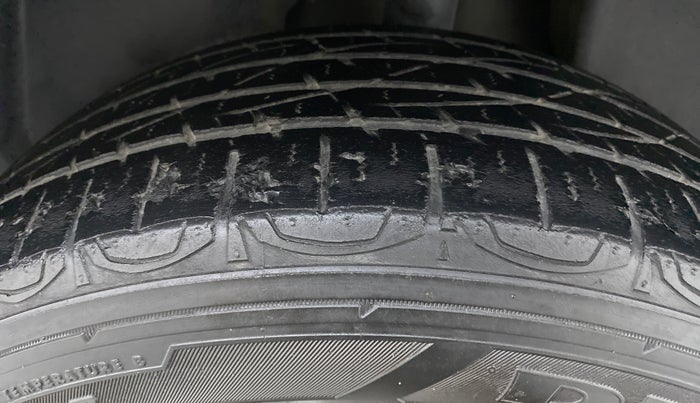 2018 Jeep Compass 2.0 LIMITED, Diesel, Manual, 74,266 km, Left Rear Tyre Tread