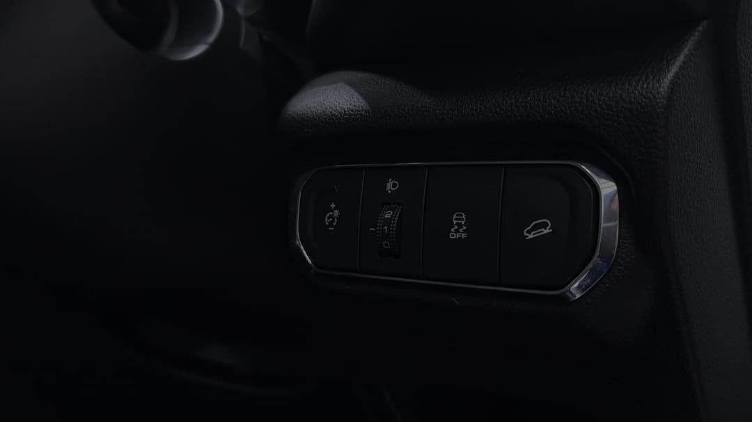 2023 GWM Haval Jolion Lux Hybrid, Automatic, 65078 km, Utility Switches/Buttons