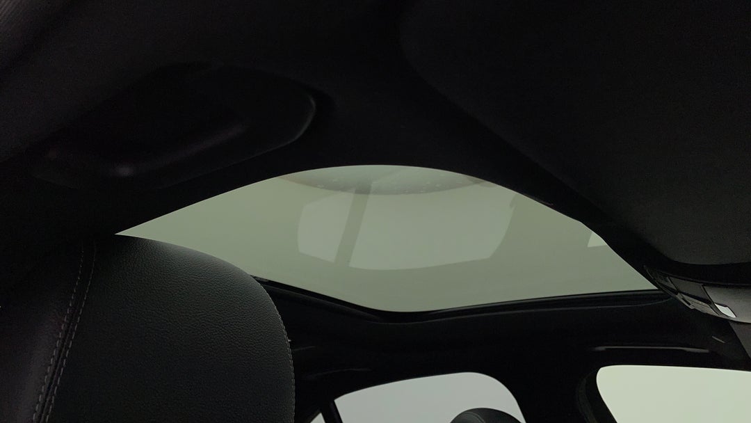 Interior Sunroof/Moonroof