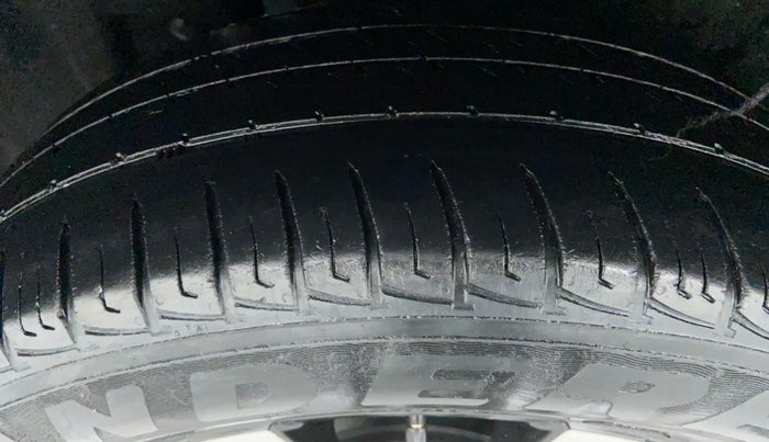 2018 Maruti Vitara Brezza VDI OPT, Diesel, Manual, 37,651 km, Right Rear Tyre Tread