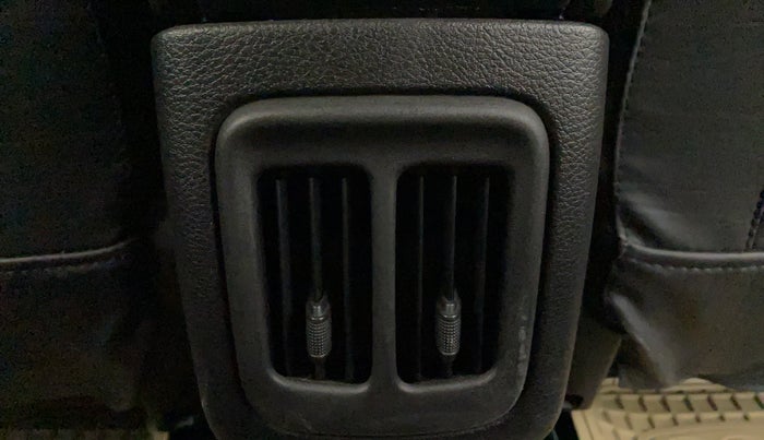 2019 Jeep Compass LONGITUDE (O) 1.4 PETROL AT, Petrol, Automatic, 38,475 km, Rear AC Vents
