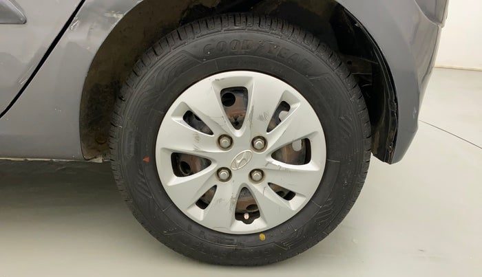 2012 Hyundai i10 MAGNA 1.2, Petrol, Manual, 59,627 km, Left Rear Wheel