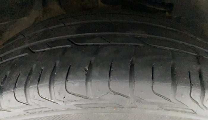 2019 Tata NEXON XZ+ 1.2, Petrol, Manual, 30,825 km, Right Front Tyre Tread