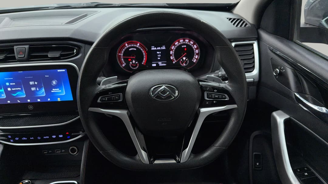 2022 LDV T60 Max Luxe (4x4), Automatic, 66233 km, Steering Wheel Close-up