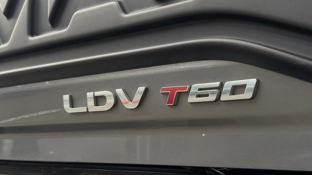 2022 LDV T60 Max Luxe (4x4), Automatic, 66233 km, Badge (Boot Right Side)