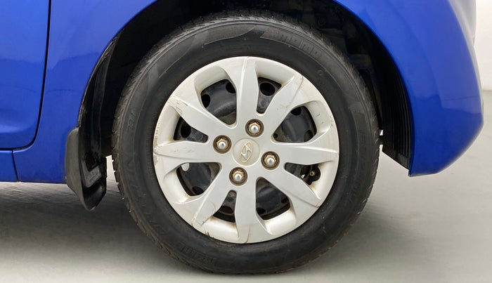 2015 Hyundai Eon MAGNA PLUS, Petrol, Manual, 80,453 km, Right Front Wheel