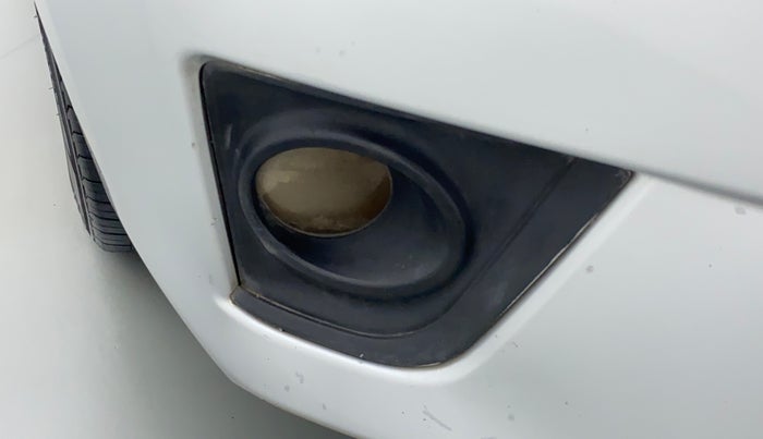 2015 Toyota Corolla Altis VL AT, Petrol, Automatic, 85,879 km, Right fog light - Not working/Broken