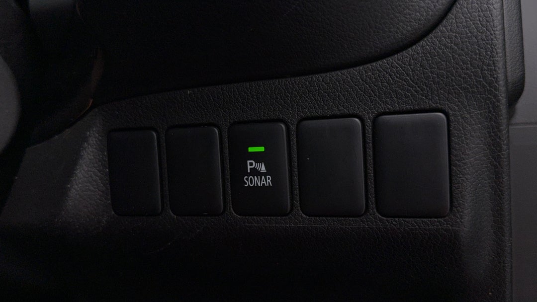 2017 Mitsubishi Outlander Ls (4x2), Automatic, 134530 km, Utility Switches/Buttons