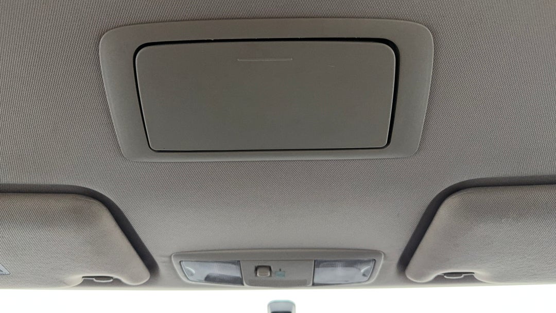 2017 Mitsubishi Outlander Ls (4x2), Automatic, 134530 km, On-Roof Controls/Sunglass holder