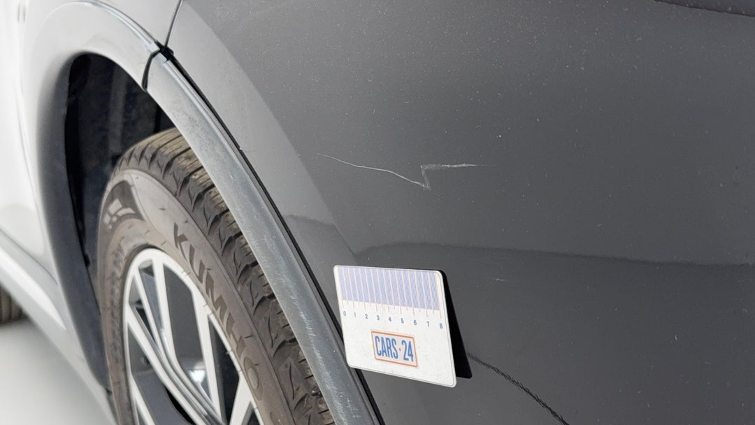 2017 Mitsubishi Outlander Ls (4x2), Automatic, 134530 km, Bumper Front Scratch