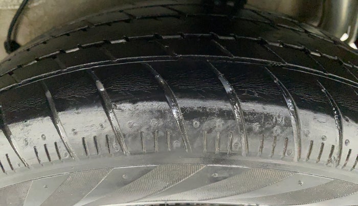 2017 Maruti Celerio ZXI OPT AMT, Petrol, Automatic, 33,301 km, Left Rear Tyre Tread