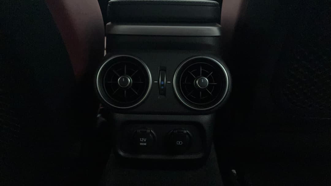 2020 Kia Stinger Gt (red Leather), Automatic, 82548 km, Rear A/C Vent