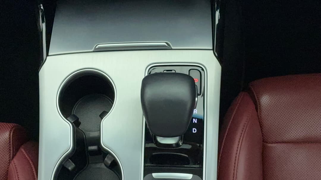 2020 Kia Stinger Gt (red Leather), Automatic, 82548 km, Gear Lever 